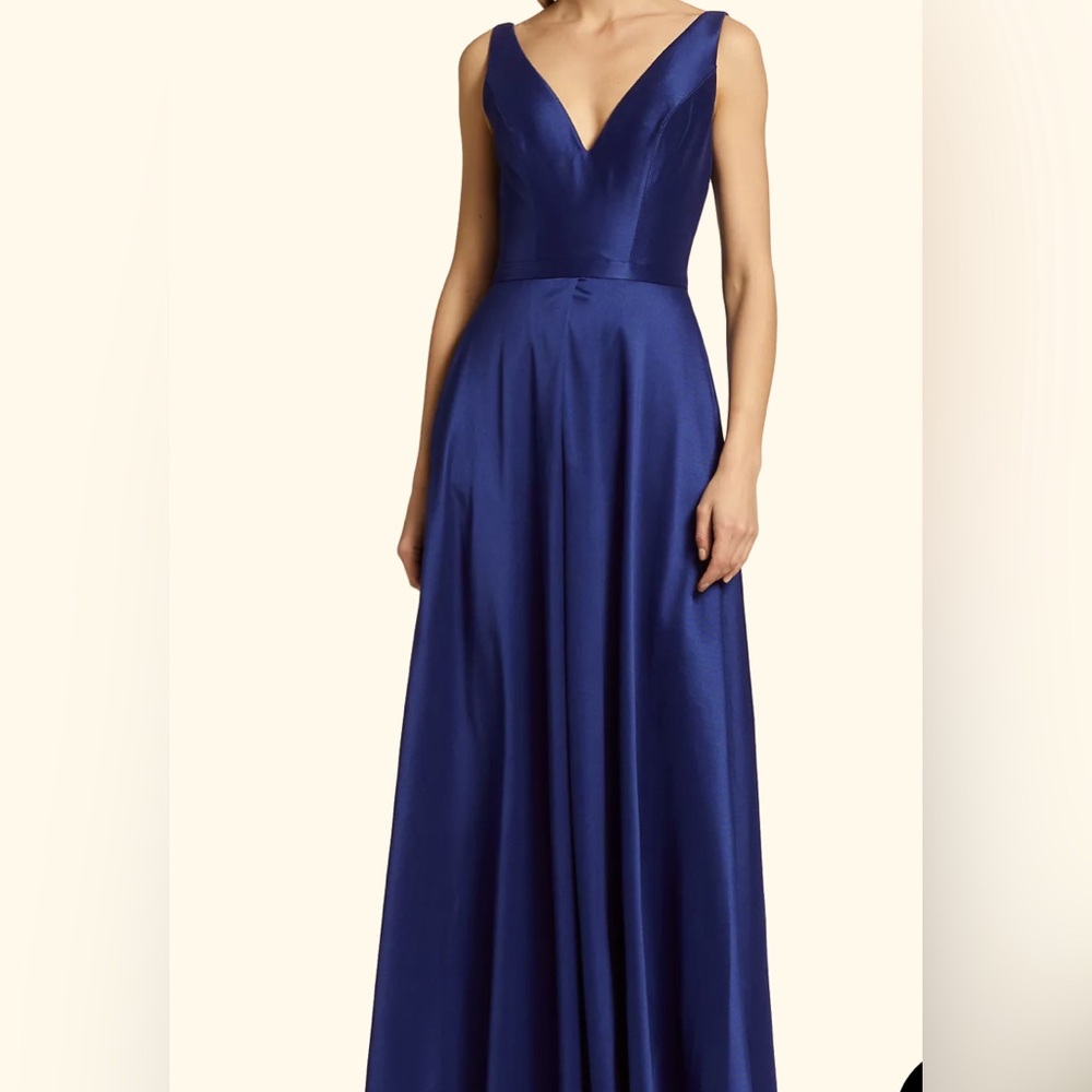 Vera Wang Elegant Blue Evening Gown